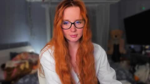 Snapshot of klementinagirl chatting on 13, 4, 2026 Klementinafanslyklementina6661 online show from 13, 4, 2026