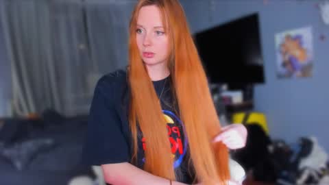 Snapshot of klementinagirl chatting on 13, 5, 2026 Klementinafanslyklementina6661 online show from 13, 5, 2026