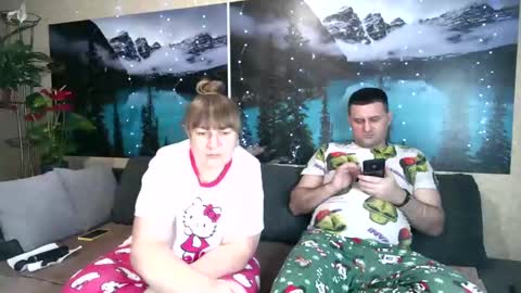 Snapshot of kleosnow chatting on 4, 2, 2025 Kleosnow online show from 4, 2, 2025