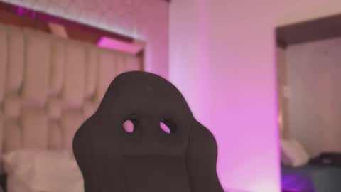 Snapshot of kleverly_manson1 chatting on 16, 1, 2026 online show from 16, 1, 2026