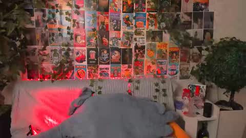 Snapshot of klin_miller chatting on 11, 9, 2025 Klin online show from 11, 9, 2025