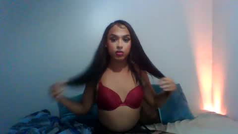 Snapshot of klomoney0518 chatting on 14, 7, 2026 klomoney0518 online show from 14, 7, 2026