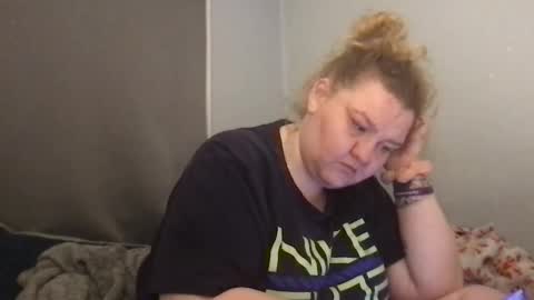 Snapshot of kmarie1196 chatting on 19, 2, 2026 kmarie1196 online show from 19, 2, 2026