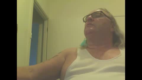 knobout online show from 10, 2, 2025