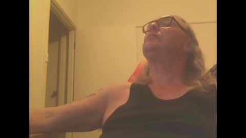 knobout online show from 15, 9, 2025