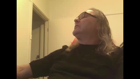 knobout online show from 18, 10, 2025