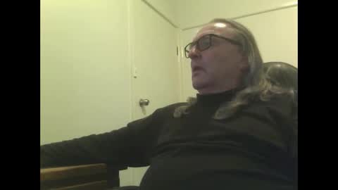 Snapshot of knobout chatting on 4, 6, 2026 knobout online show from 4, 6, 2026
