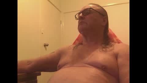 Snapshot of knobout chatting on 7, 6, 2026 knobout online show from 7, 6, 2026