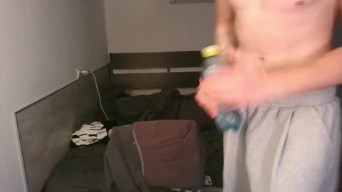 Adam online show from 28, 11, 2025