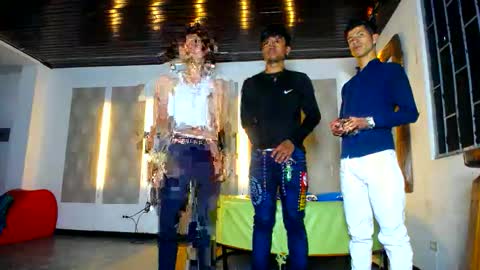 kobayaske online show from 4, 4, 2026