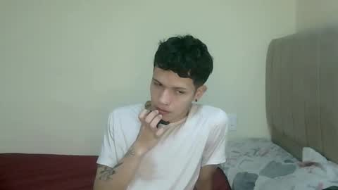 Snapshot of koiseraphin chatting on 26, 4, 2026 Jacob and Victoria online show from 26, 4, 2026