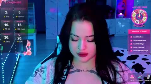 Mia online show from 9, 12, 2024