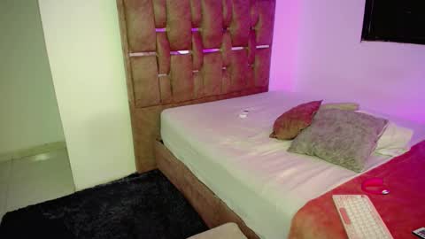 Snapshot of kolexantonella chatting on 1, 3, 2026 kolexantonella online show from 1, 3, 2026