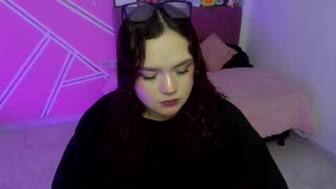 Snapshot of koning_moretti chatting on 16, 5, 2026 camila online show from 16, 5, 2026