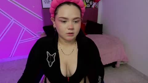 Snapshot of koning_moretti chatting on 21, 5, 2026 camila online show from 21, 5, 2026
