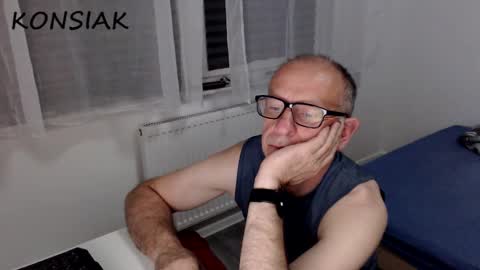 Komsiak online show from 13, 9, 2025