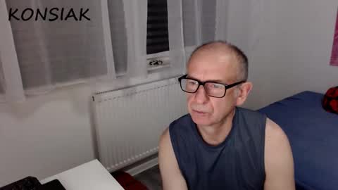 Komsiak online show from 17, 10, 2025