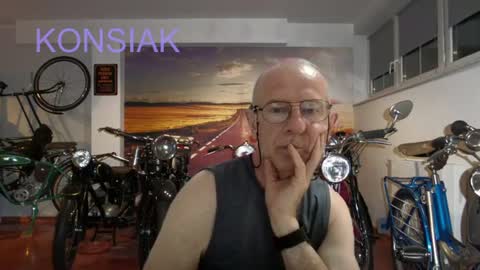 Snapshot of konsiak chatting on 20, 7, 2026 Komsiak online show from 20, 7, 2026