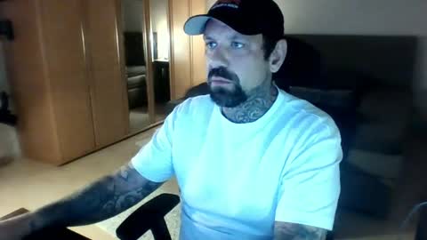 Snapshot of konstantin8115 chatting on 20, 4, 2026 Konstantin online show from 20, 4, 2026