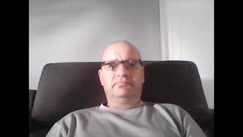 Snapshot of konsty17 chatting on 29, 10, 2025 konsty17 online show from 29, 10, 2025