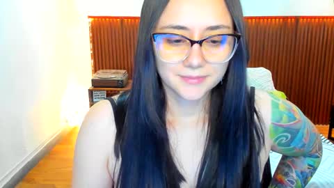 Snapshot of kora_shadow chatting on 15, 12, 2025 Kora Shadow online show from 15, 12, 2025