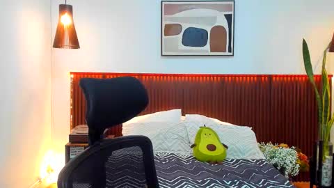 Snapshot of kora_shadow chatting on 18, 12, 2025 Kora Shadow online show from 18, 12, 2025