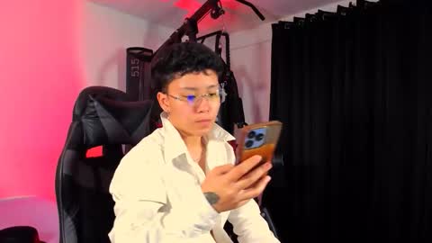 Sara  Altgirl  online show from 12, 11, 2025