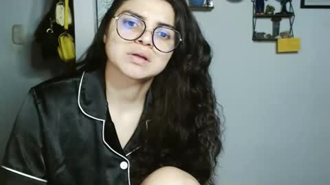 Karoll online show from 23, 1, 2025