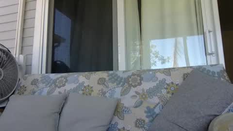 Snapshot of koyoteej chatting on 28, 2, 2025 koyoteej online show from 28, 2, 2025