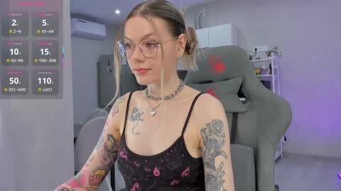 Snapshot of koza_dereza_ chatting on 28, 4, 2026 Jess online show from 28, 4, 2026