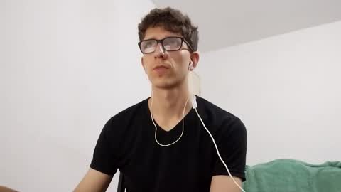 Facu online show from 27, 2, 2025