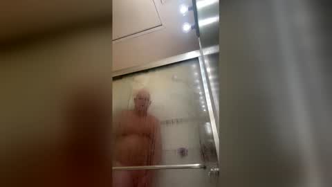 Snapshot of kraigwkistler chatting on 20, 12, 2025 kraigwkistler online show from 20, 12, 2025