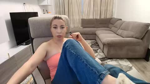 krasimira1krasi online show from 5, 12, 2025