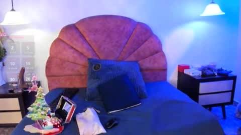 Nahomi online show from 4, 12, 2025