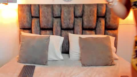 kris_kane1 online show from 18, 1, 2026