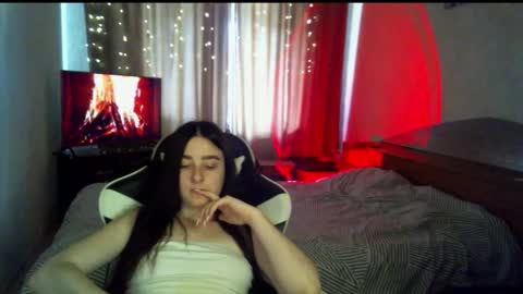 Snapshot of krisbadass chatting on 23, 9, 2025 Kris online show from 23, 9, 2025