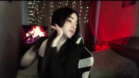 Snapshot of krisbadass chatting on 7, 10, 2025 Kris online show from 7, 10, 2025