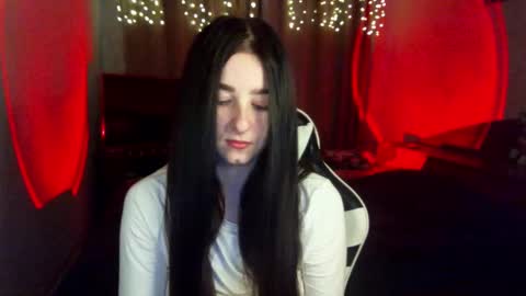 Snapshot of krisbadass chatting on 8, 11, 2025 Kris online show from 8, 11, 2025