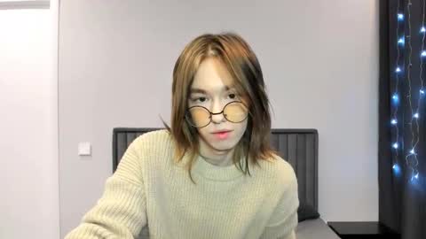 Snapshot of krisfemboy chatting on 7, 1, 2026 krisfemboy online show from 7, 1, 2026