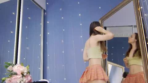 Snapshot of kriskras__ chatting on 24, 10, 2025 kriskras__ online show from 24, 10, 2025