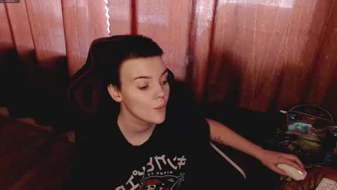 Snapshot of krisneal chatting on 18, 3, 2026 krisneal online show from 18, 3, 2026
