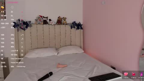 Snapshot of krissell_ chatting on 16, 12, 2025 SammyKrissell online show from 16, 12, 2025