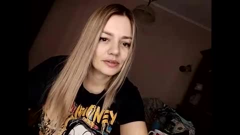 Snapshot of krisssexi chatting on 6, 2, 2025 KrissSexi online show from 6, 2, 2025