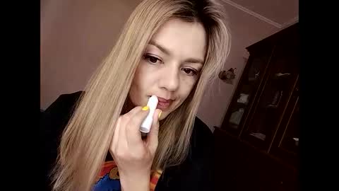 Snapshot of krisssexi chatting on 27, 2, 2025 KrissSexi online show from 27, 2, 2025