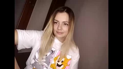 KrissSexi online show from 2, 11, 2025