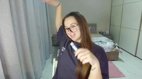 twitter    Annemarye 23 online show from 27, 10, 2025