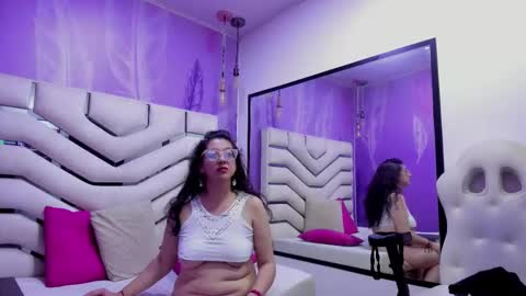 kristalvelvet online show from 15, 1, 2026