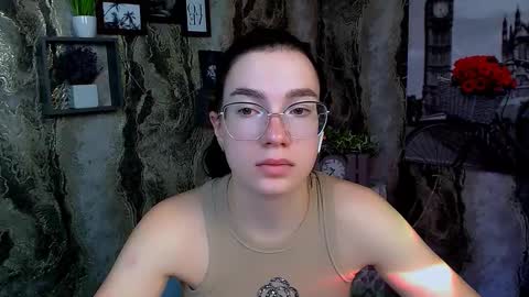 Snapshot of kristenx_x chatting on 13, 9, 2025 Kristen online show from 13, 9, 2025