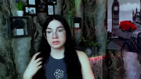 Snapshot of kristenx_x chatting on 14, 9, 2025 Kristen online show from 14, 9, 2025