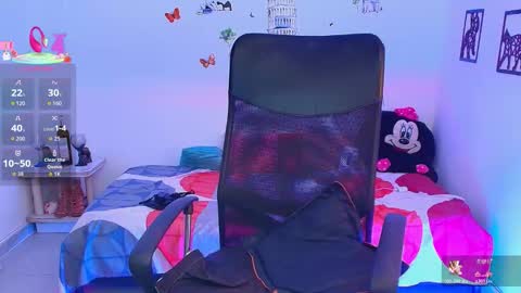 Kristin  online show from 25, 2, 2026